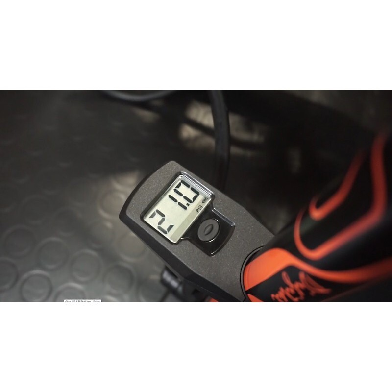 Pompe à pied digital GIYO automatique intelligente Clever Valve 180psi 12bar